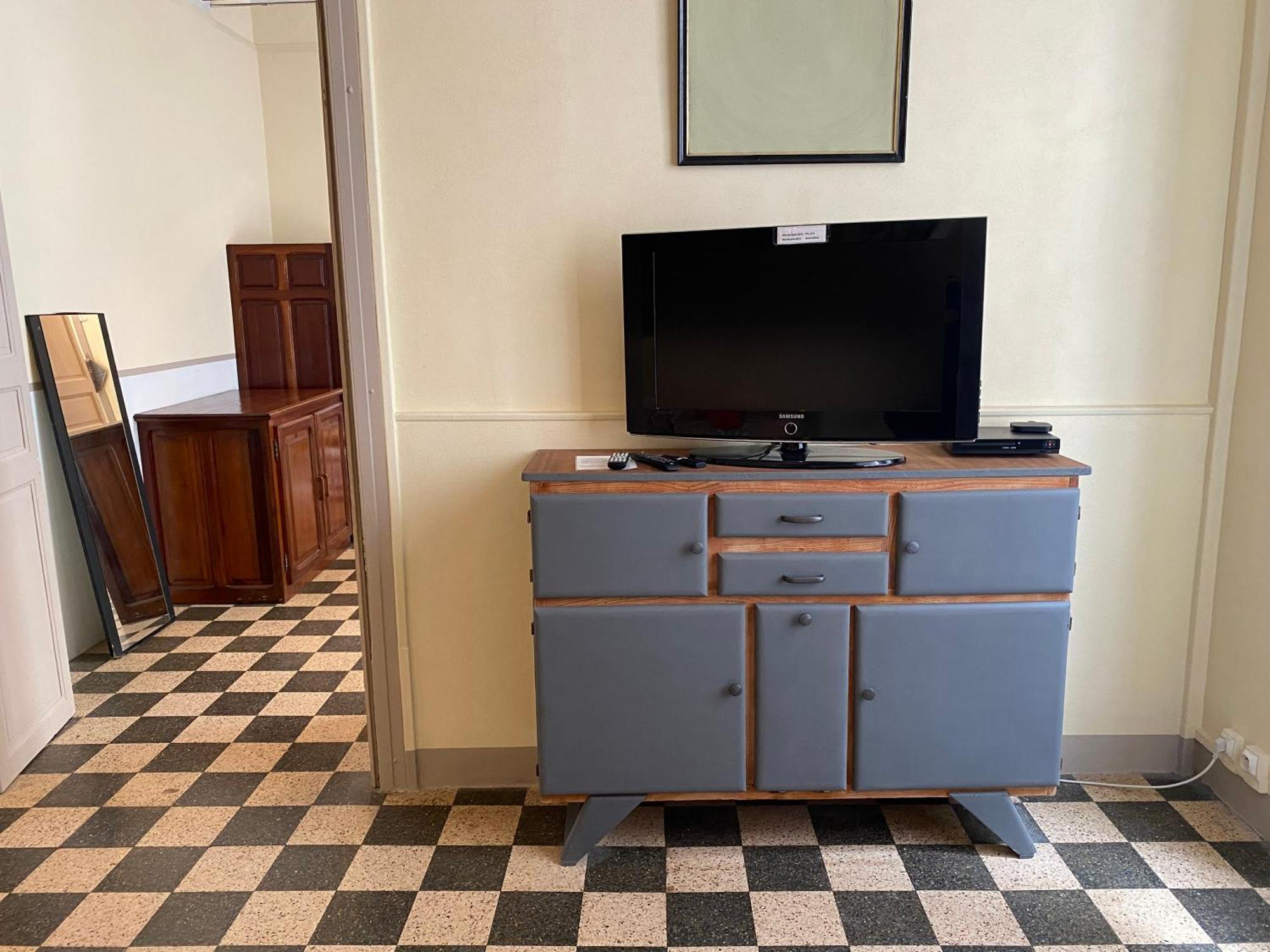 Bédarieux Residence Verdi - Appartements Meubles En Centre Ville מראה חיצוני תמונה