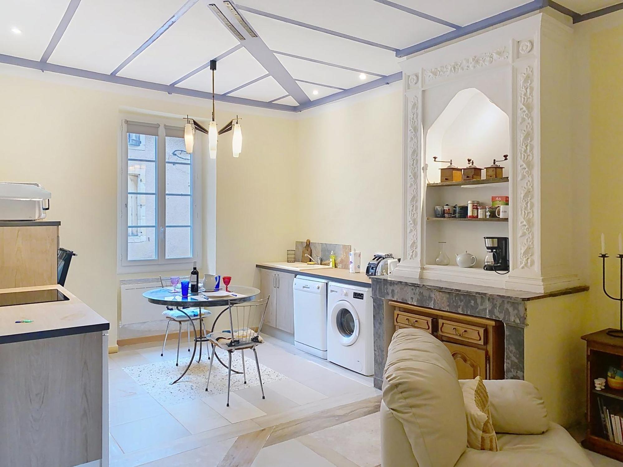 Bédarieux Residence Verdi - Appartements Meubles En Centre Ville מראה חיצוני תמונה