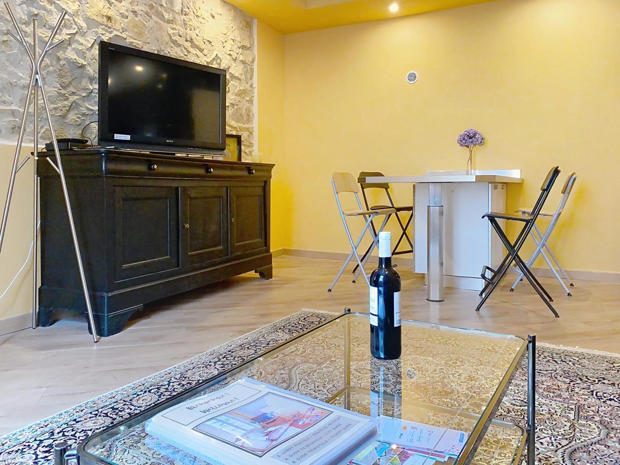 Bédarieux Residence Verdi - Appartements Meubles En Centre Ville מראה חיצוני תמונה