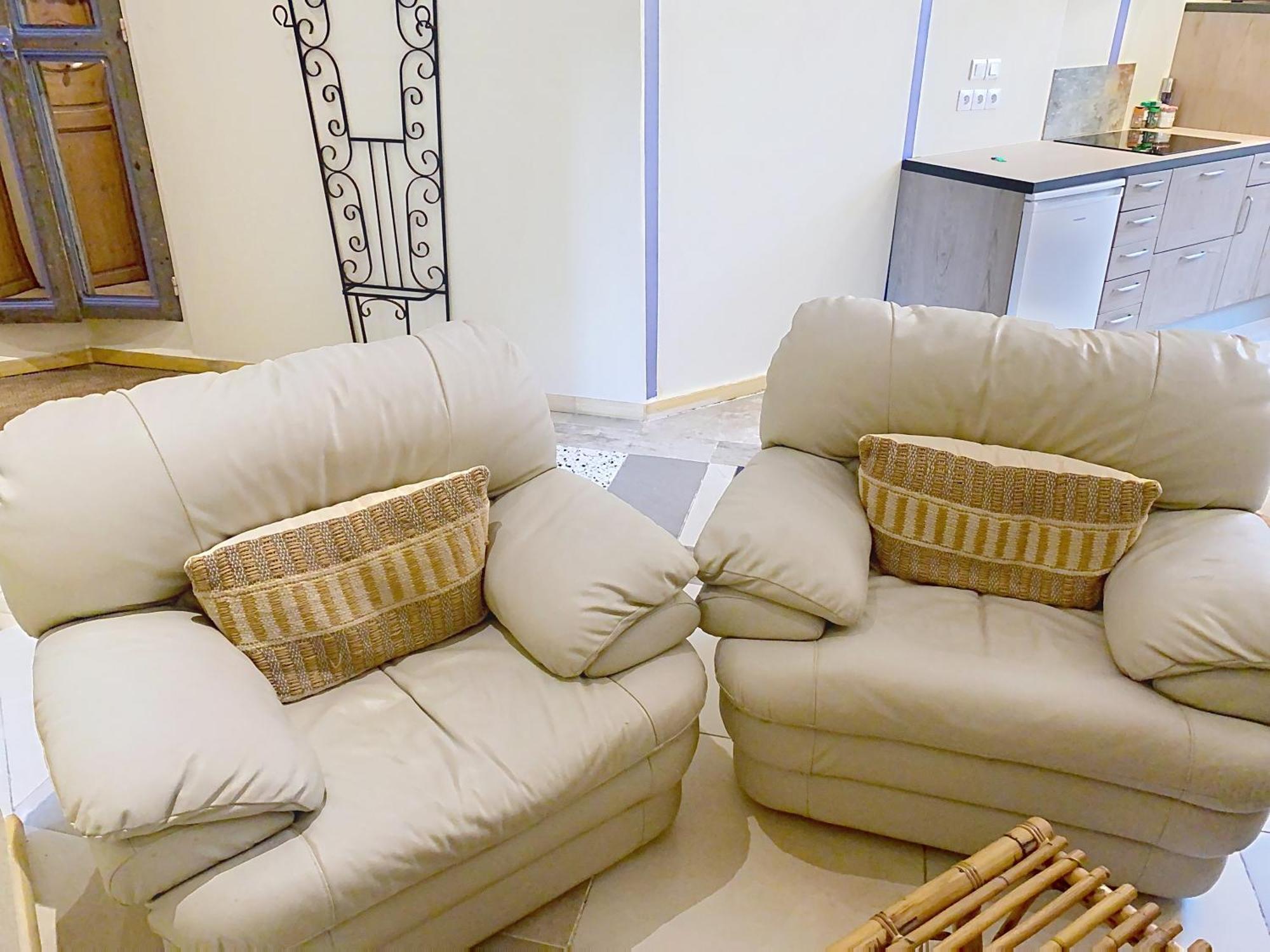 Bédarieux Residence Verdi - Appartements Meubles En Centre Ville מראה חיצוני תמונה